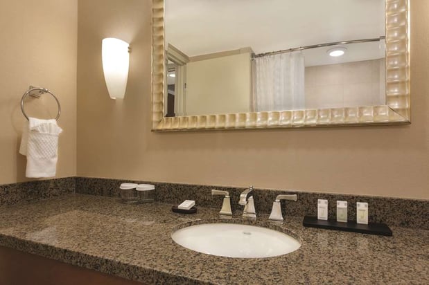 Images Embassy Suites by Hilton Denver Tech Center