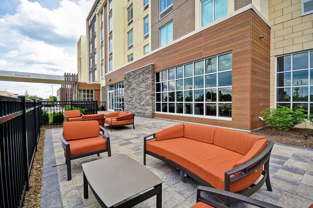 Images Hilton Garden Inn Lansing West