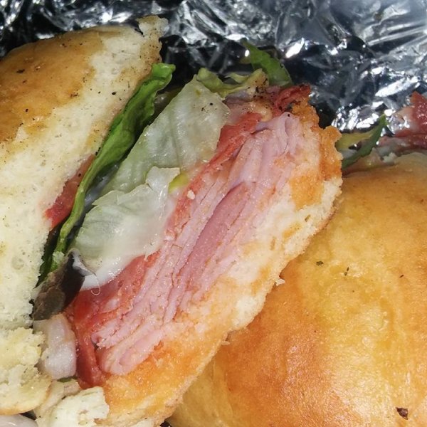 Snappy-Ham-Sandwich-YUM