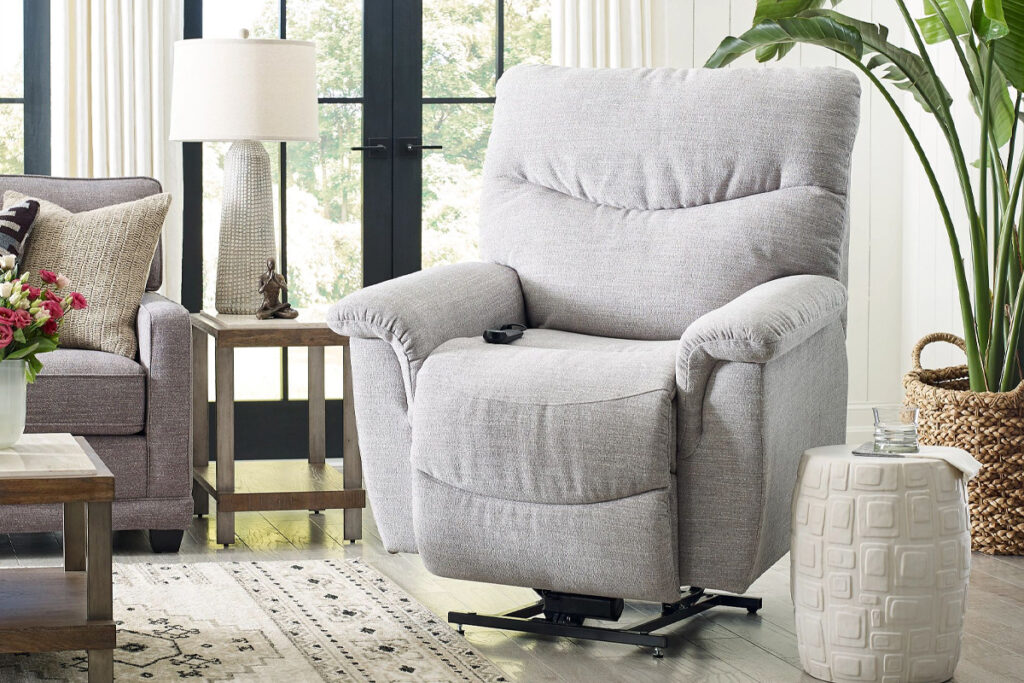 Our lift chairs and power recliners are made in America and available in sizes ranging from petite to extra large.