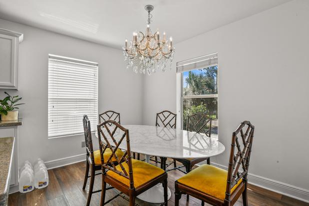 Images John McDonald Realty