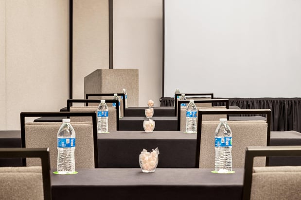Images Holiday Inn Orlando-International Airport by IHG