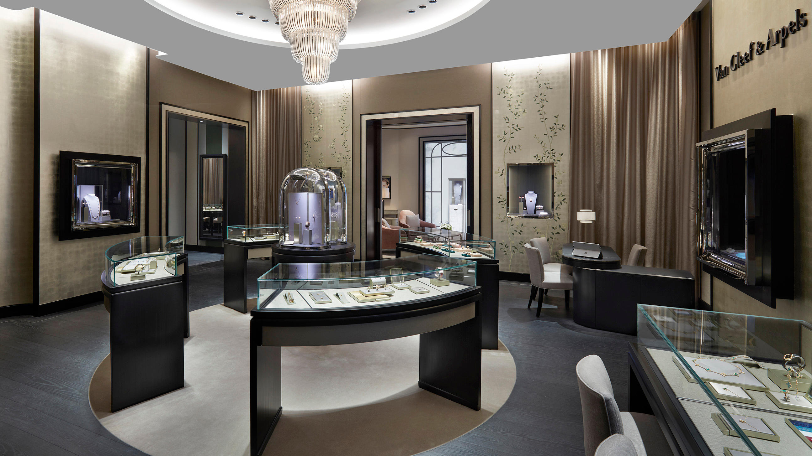 Images Van Cleef & Arpels (Hong Kong - Pacific Place)