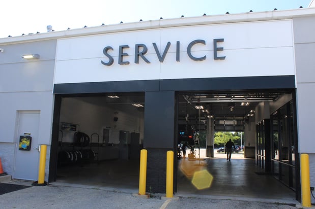 Images Russ Darrow Mazda of Greenfield Service Center