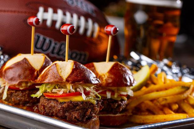 Images Tailgate Social