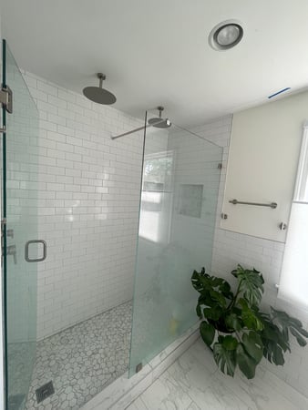 Images Andreas Mueller - Keller Williams Realty