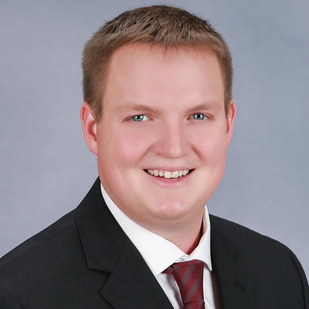 Images Edward Jones - Financial Advisor: Austin Neubauer