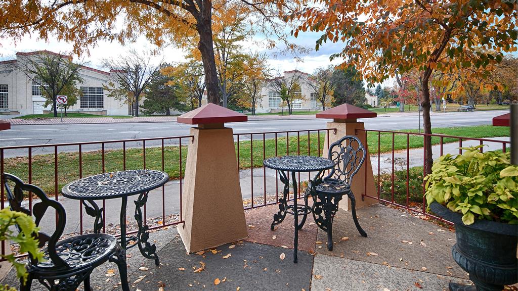 Lobby Patio Best Western University Inn Fort Collins (970)484-2984