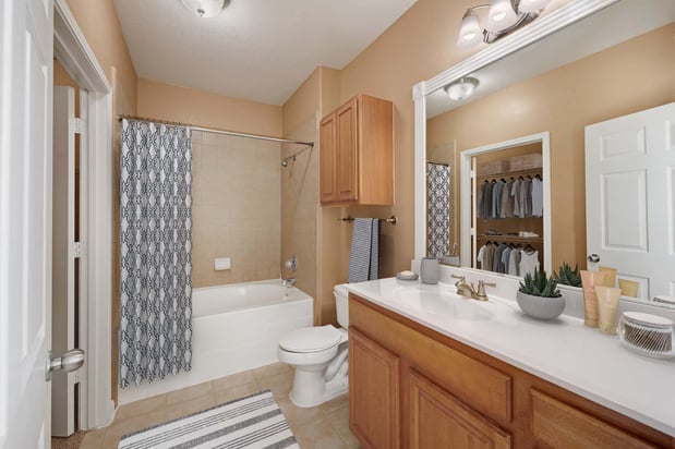 Images Camden Downs at Cinco Ranch Apartments