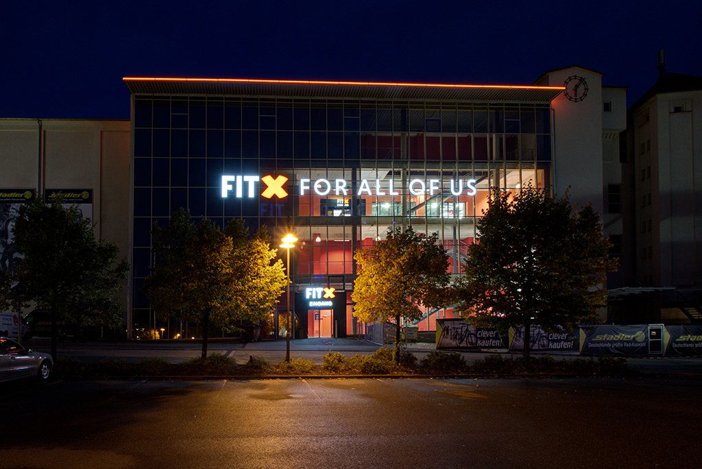 Bilder FitX Fitnessstudio