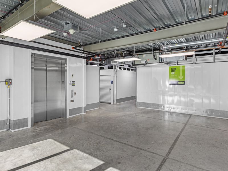 Extra Space Storage Image