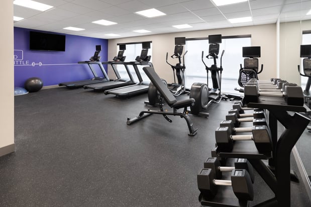 Images Holiday Inn Express & Suites Waynesboro East by IHG