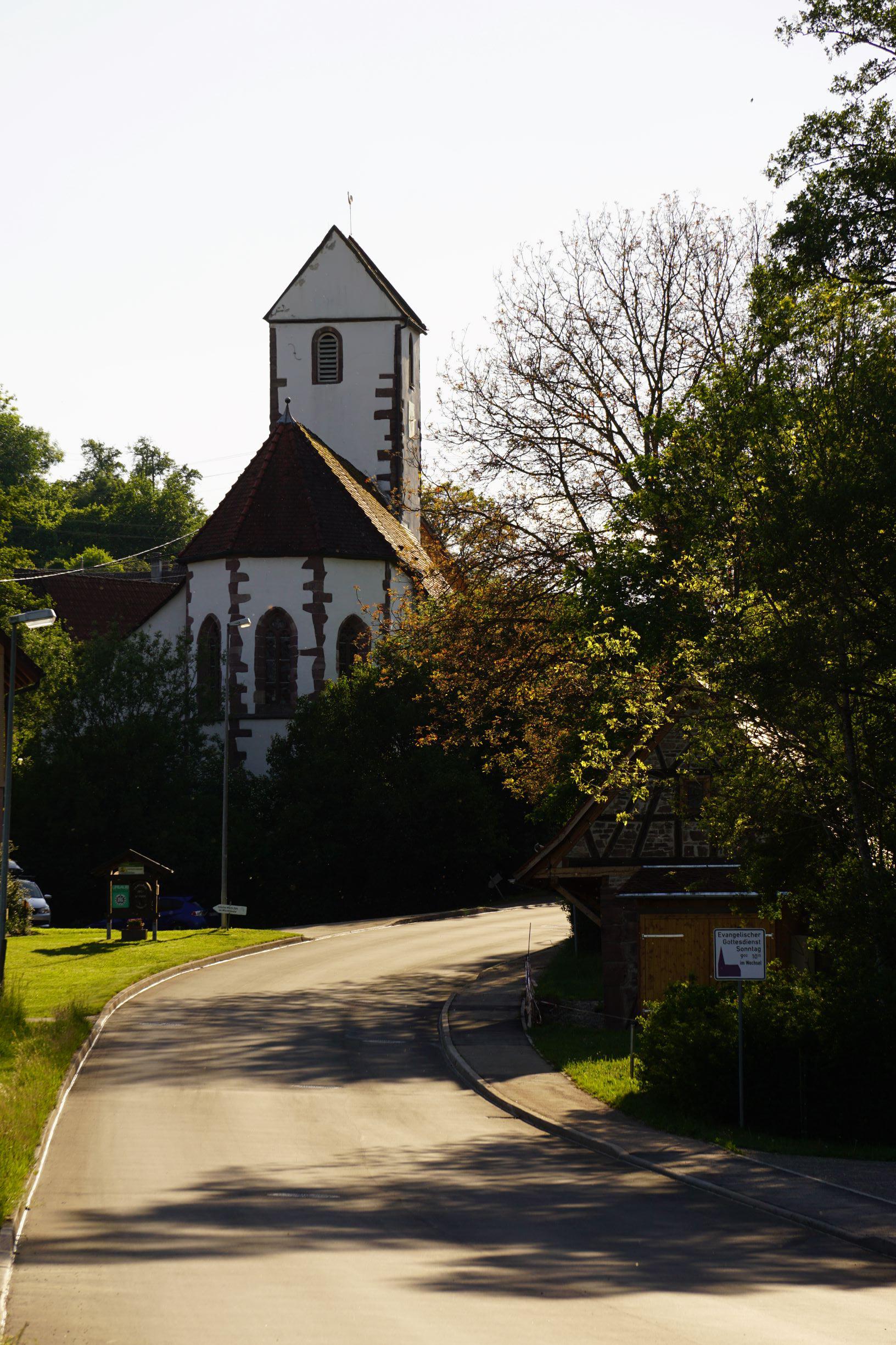 Johanneskirche - Evangelische Kirchengemeinde Lombach, Glattenerstraße 52 in Loßburg