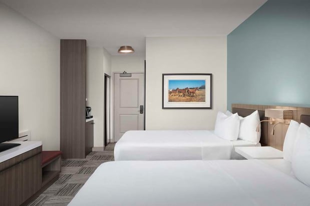 Images Hilton Garden Inn Granbury