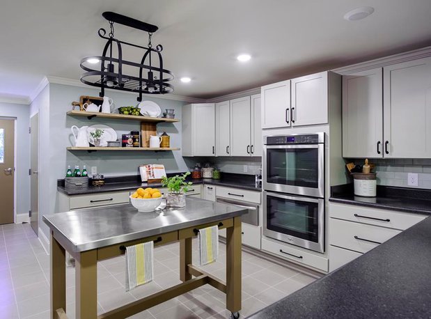 Images Walton Renaissance On Henderson (62+)
