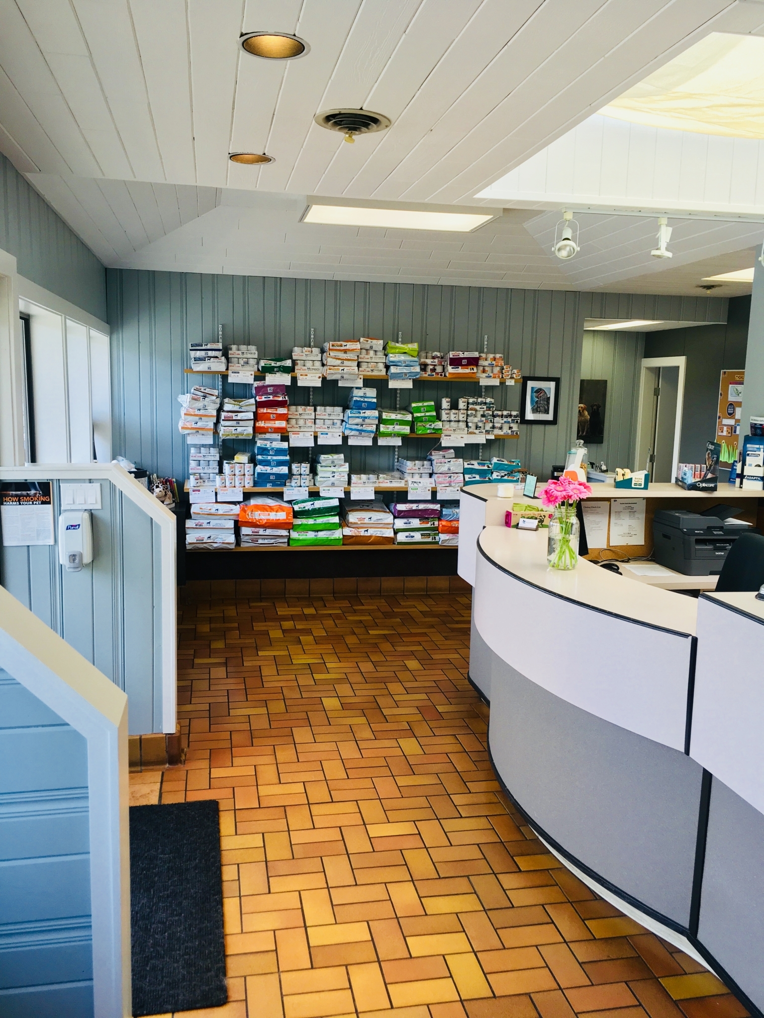 Dogwood Veterinary Hospital Ltd in Campbell River, 460 Dogwood St S Veterinarians in Campbell Dogwood Veterinary Hospital Ltd in Campbell River, 460 Dogwood St S Veterinarians in Campbell