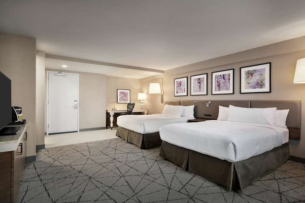 Images Hilton Garden Inn Springfield, NJ