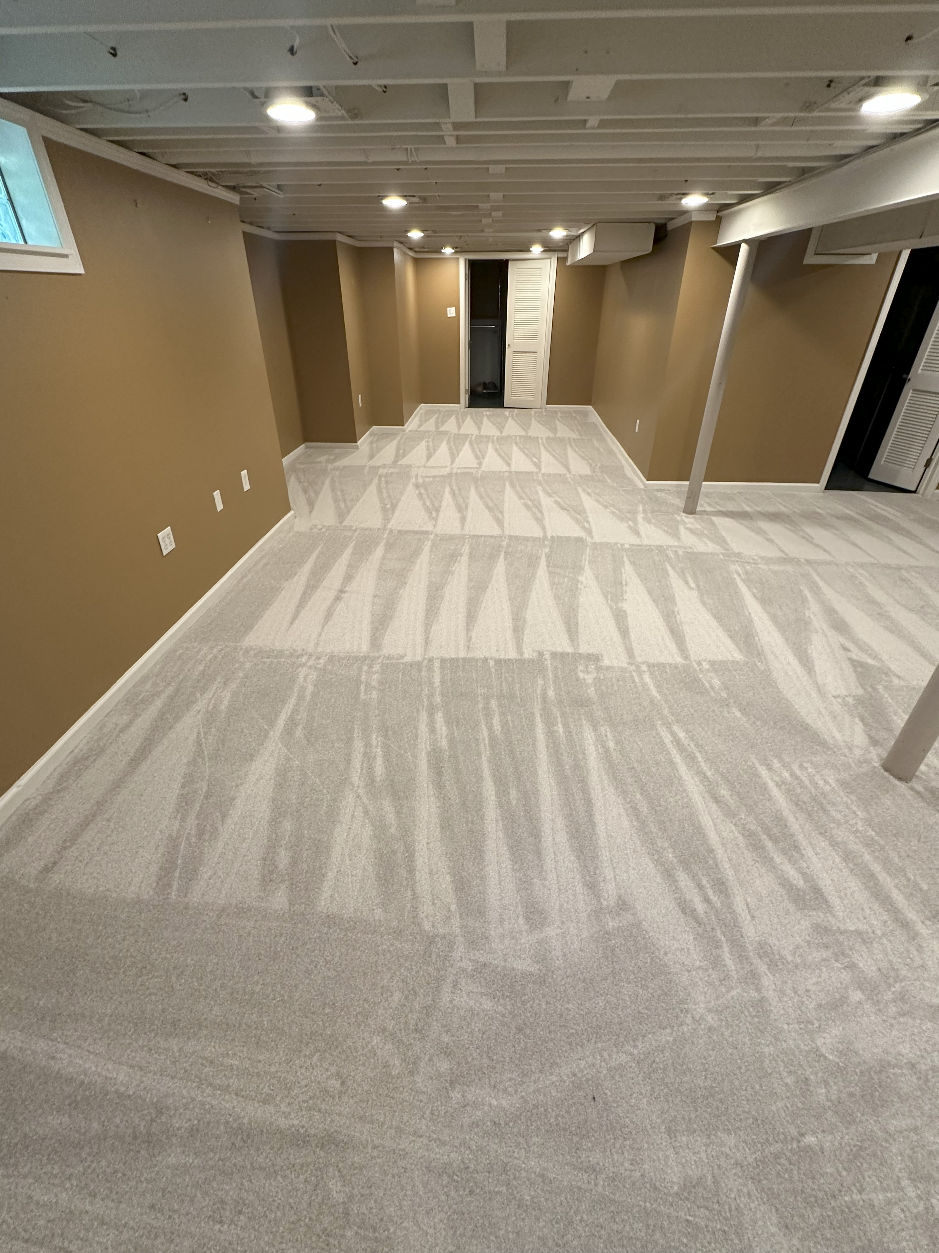 Transitional Flooring Professionals Image