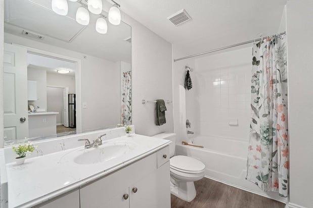 Images Estates At Bellaire