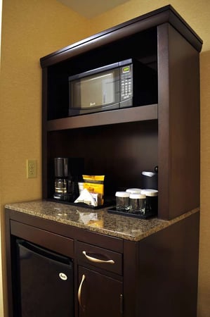 Images Hilton Garden Inn St. Louis Airport