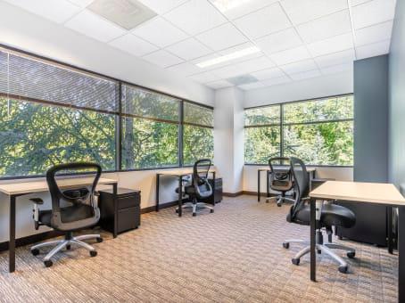 Regus - Oregon, Lake Oswego - Centerpointe Photo