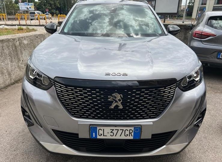 Images Masicar Noleggio Auto e Furgoni Napoli