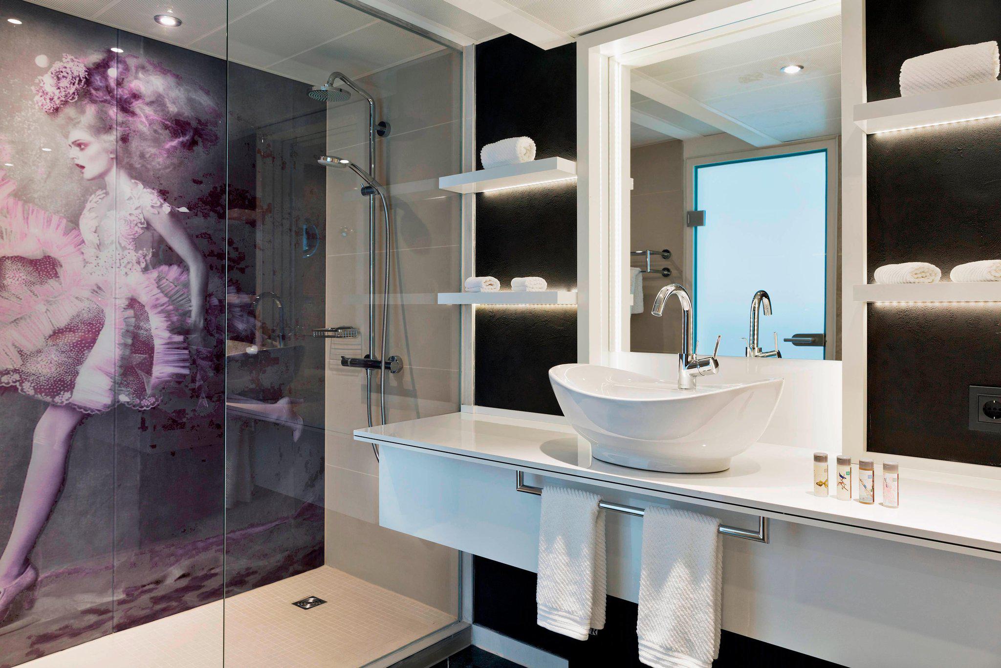 Renaissance Wien Hotel, Linke Wienzeile/Ullmannstrasse 71 in Vienna