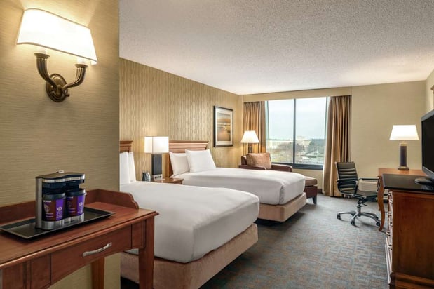 Images DoubleTree by Hilton Somerset Hotel and Conference Center