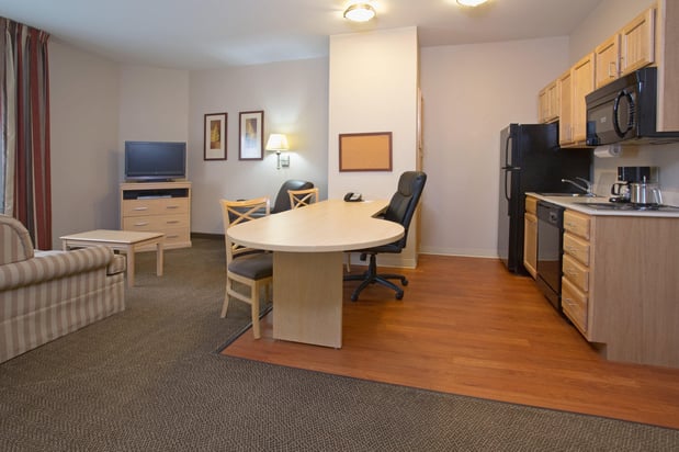 Images Candlewood Suites Peoria at Grand Prairie by IHG