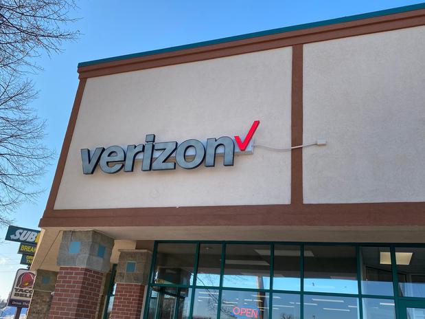 Images Verizon Authorized Retailer - Wireless World