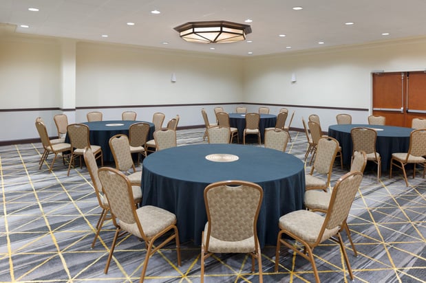 Images Holiday Inn & Suites Orlando SW - Celebration Area by IHG