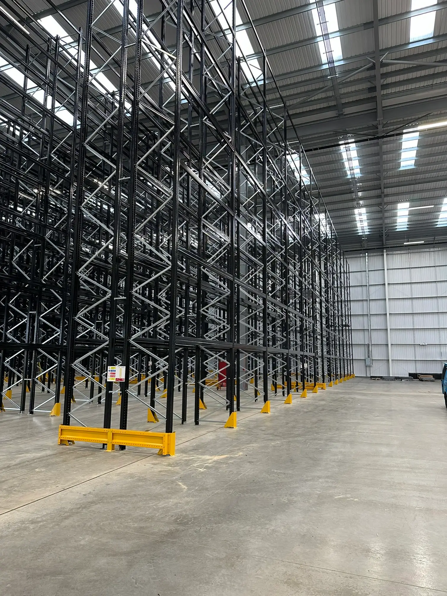 Images JP Storage Solutions Ltd