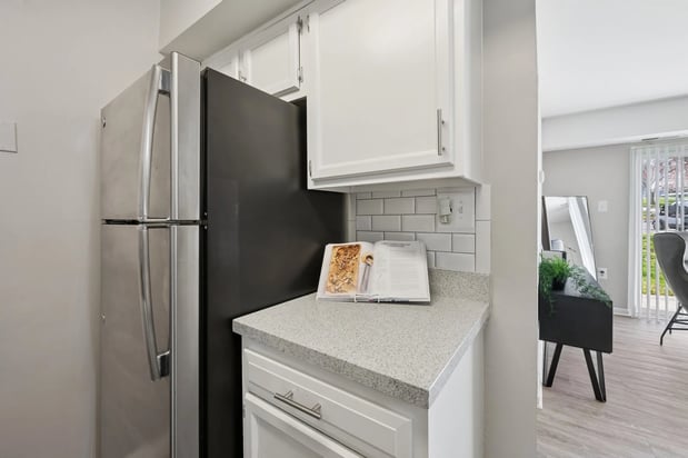 Images ReNew Odenton apartments