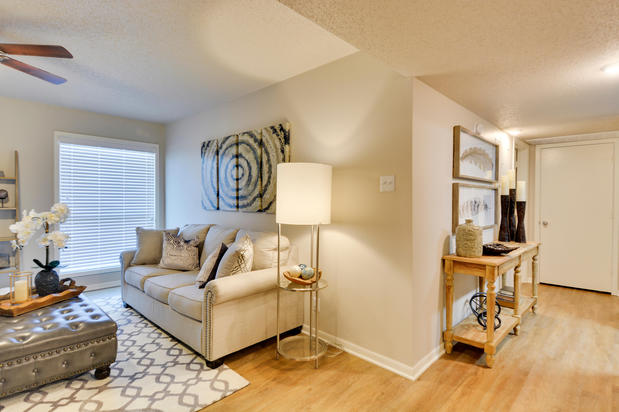 Images Midtown Apartments