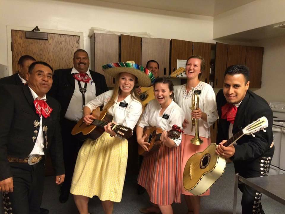Mariachi Negrete - Mariachi para fiestas patrias