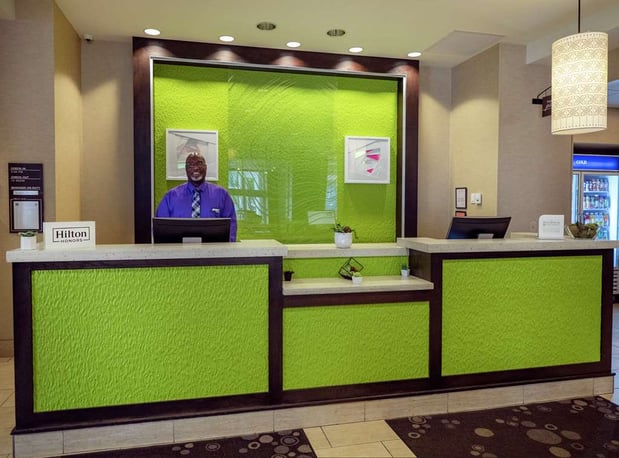 Images Hilton Garden Inn Buffalo Downtown