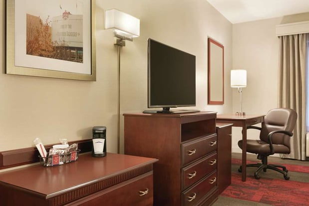 Images Hampton Inn & Suites Madison-West