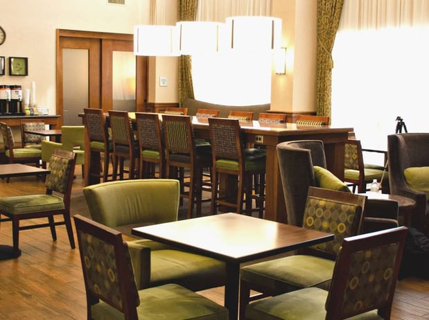 Images Hampton Inn & Suites College Station/US 6-East Bypass