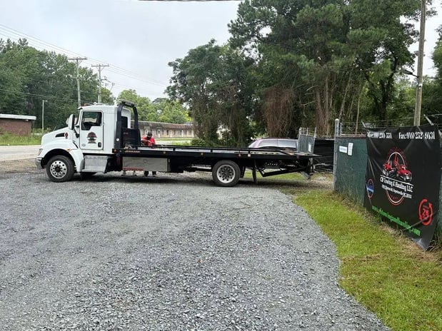 Images CB Towing & Hauling