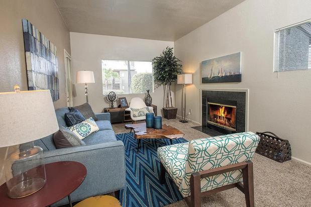 Images Autumn Oaks Apartments
