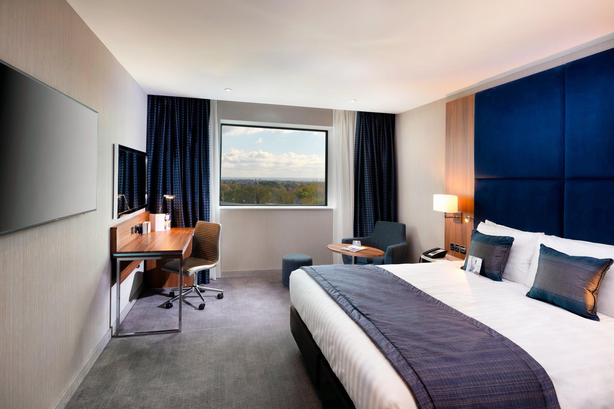 Images Crowne Plaza London Heathrow T4, an IHG Hotel