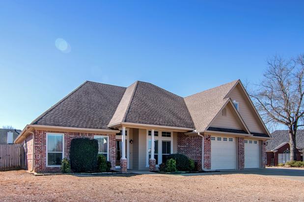 Images Lisa Martin Realtor