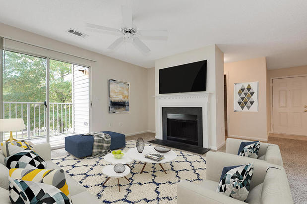 Images Forest Oaks Apartment Homes