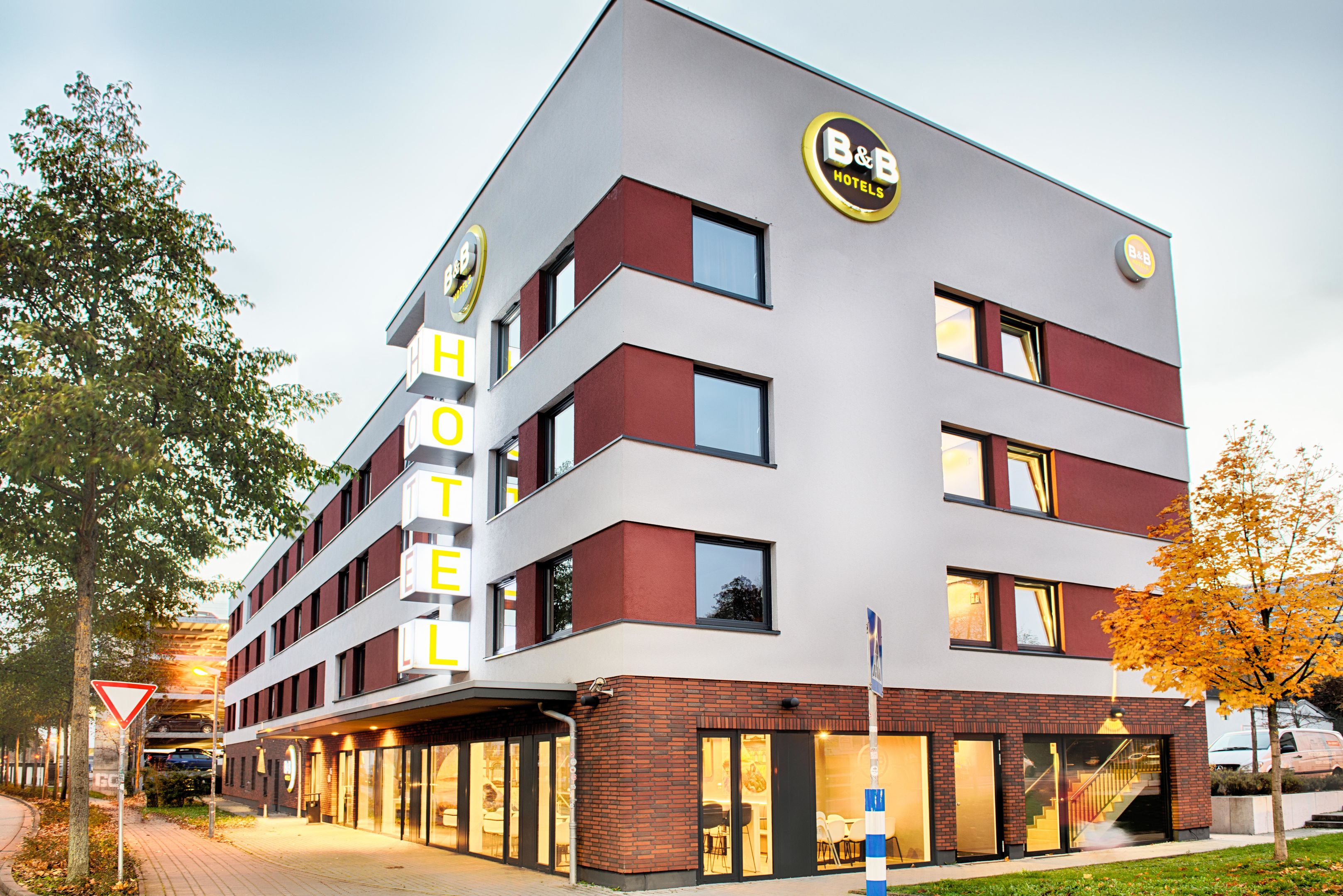 Kundenbild groß 8 B&B HOTEL Kaiserslautern