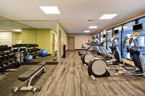 Images Holiday Inn Lancaster by IHG