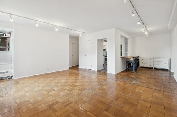 Images LoHo Realty, Inc.