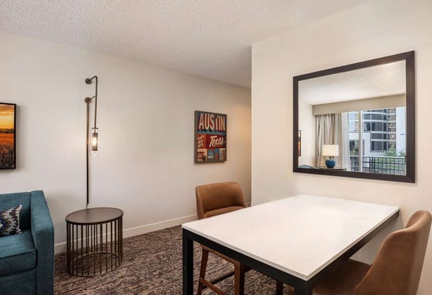 Images DoubleTree Suites by Hilton Austin Downtown Capitol