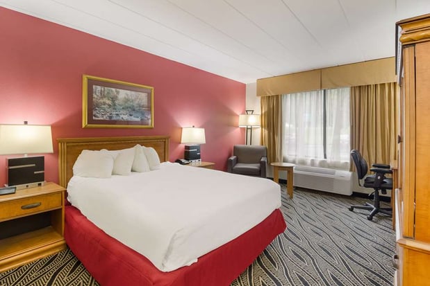 Images Best Western Braddock Inn