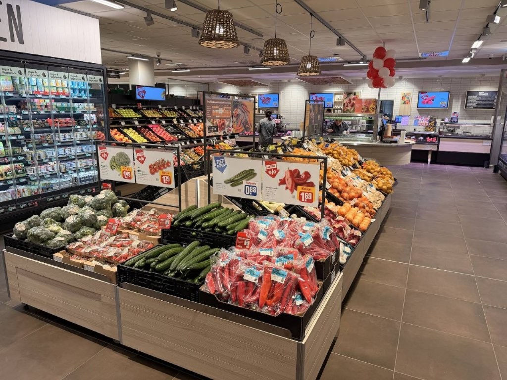 REWE, Unterfeldring 1 in Vierkirchen/Esterhofen