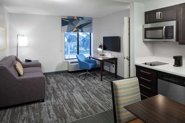 Images Hampton Inn & Suites Miami-Doral/Dolphin Mall